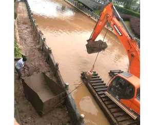 船挖掘機(jī)出租